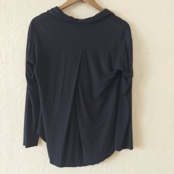 Survival Black Viscose Button Front Top Long Sleeve Sz Small - Picture 4 of 9